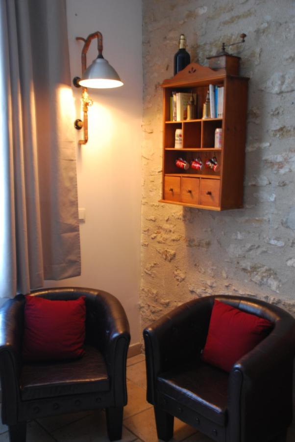 Les Lofts Lägenhet LʼIsle-sur-la-Sorgue Exteriör bild